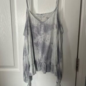 American Eagle Gray Tie-Dye Top